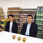 カップ入りお茶づけのヒットの秘密を教えてくれたのはこちらのみなさん！