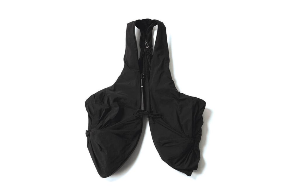 持つかまとうかどちらも選べる！（ベスト）