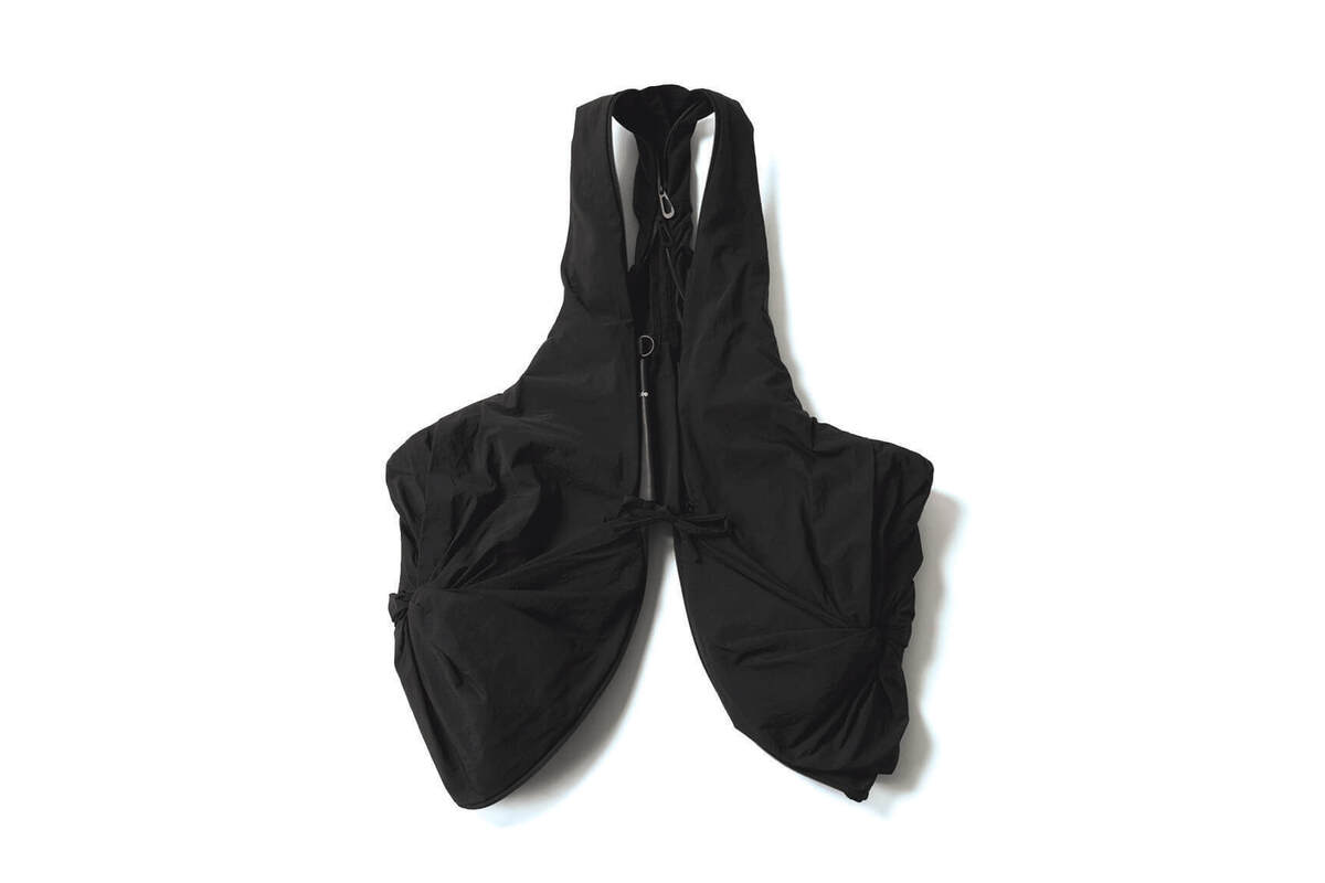 持つかまとうかどちらも選べる！（ベスト）