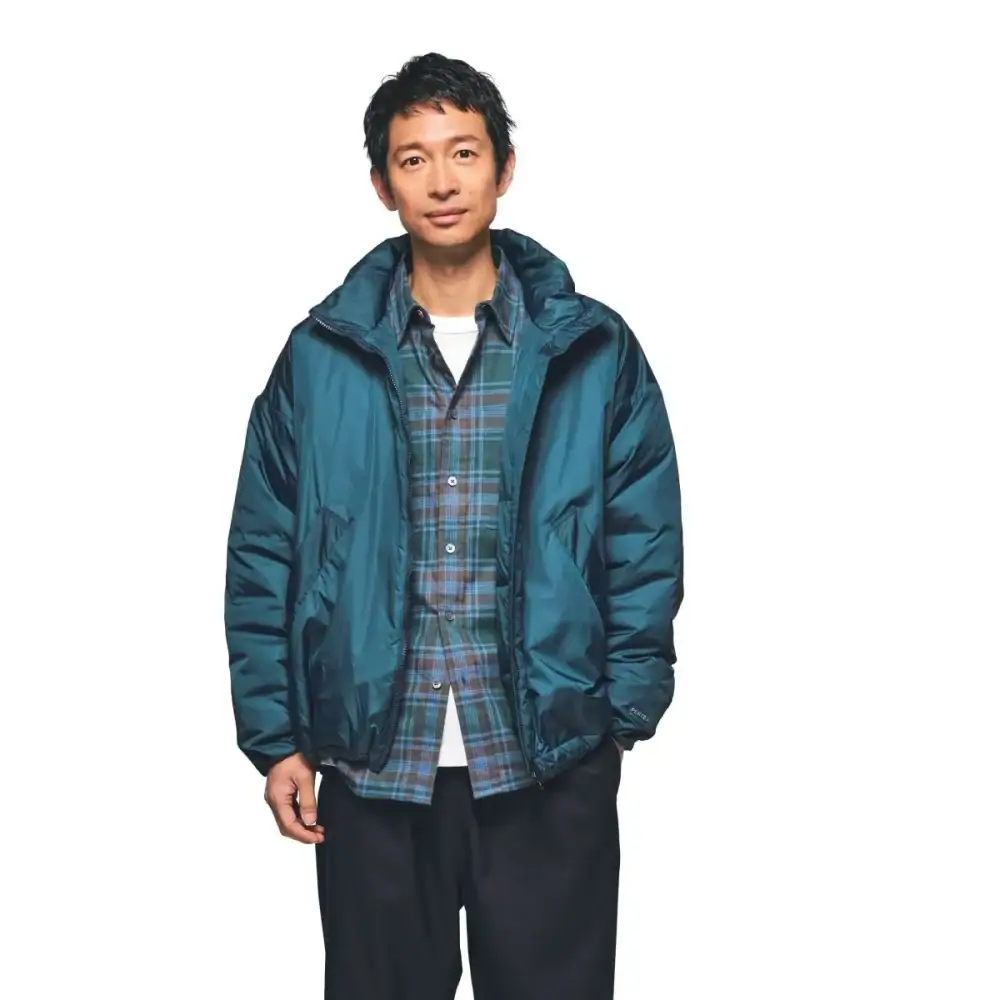 第3位 【重いコートはもう無理な大人へ】iPad級に軽い!?ノース、デサントほか「軽量中綿アウター」が快適すぎて脱げない!傑作4選を徹底レビュー