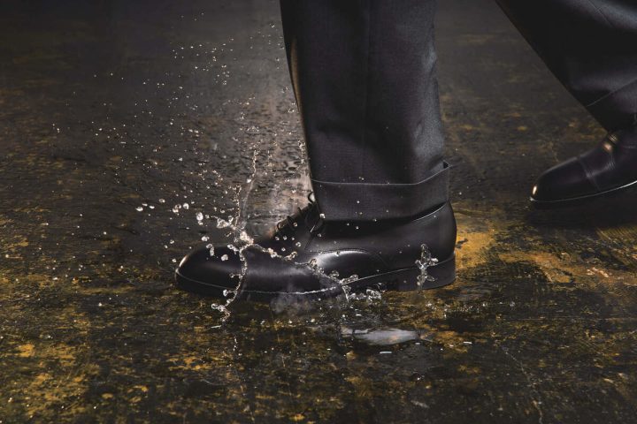 【雨の日も極上】リーガル「ゴアテックス」&青山の「2WAY靴」働き世代を救う“欲張りシューズ”2選