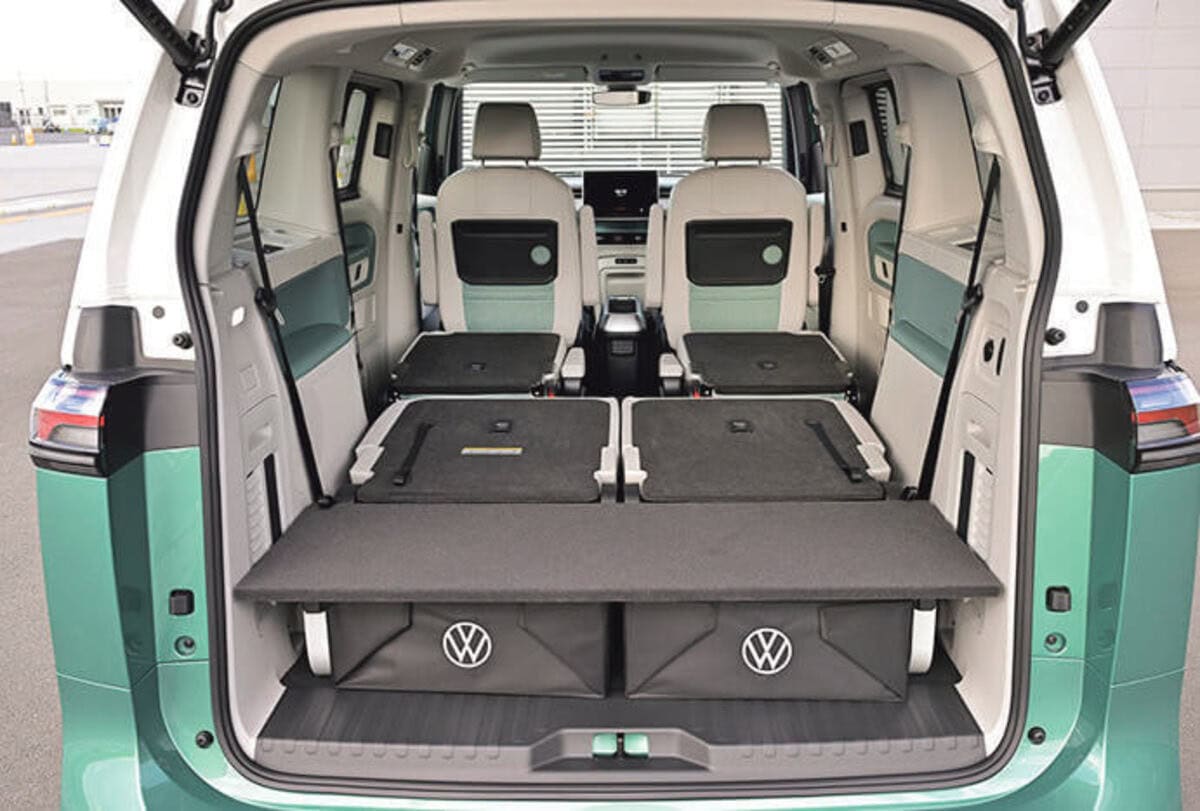 ギアを積んで出かけたくなるレイアウト自在のラゲッジスペース