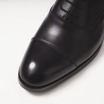 ドレッシーなレザーアッパー