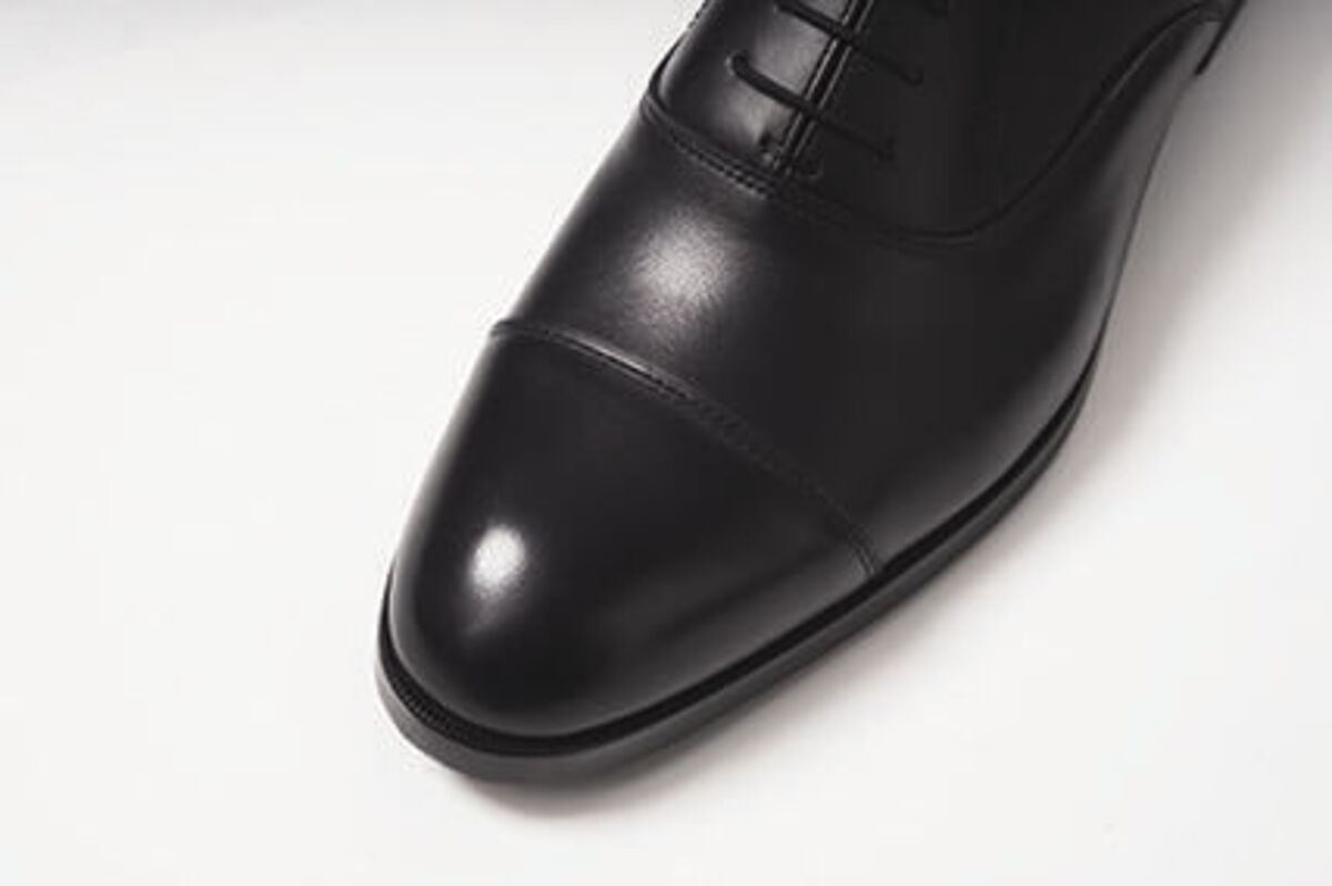 ドレッシーなレザーアッパー