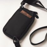 背面にオープンポケットを装備