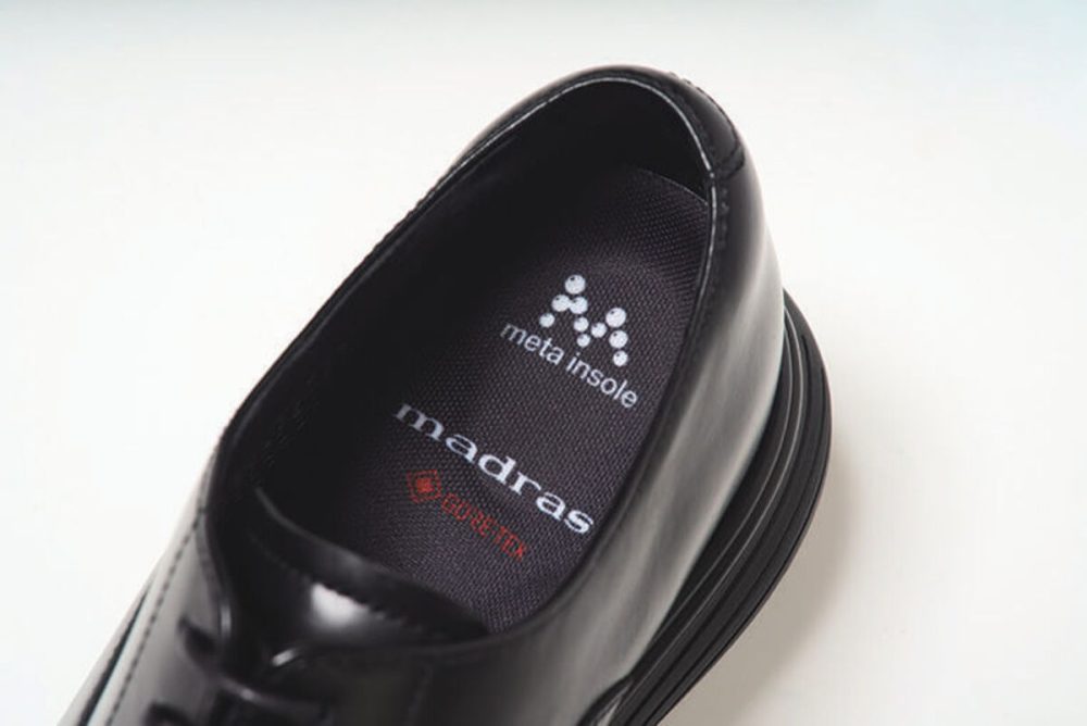 超柔軟ゲル素材「クリスタルゲル®」を用いて「リカバリーメタインソール」を開発