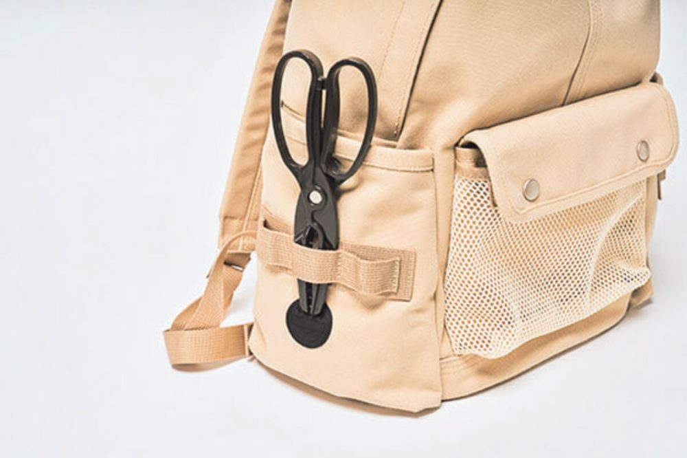 両サイドにデイジーチェーンを設置