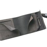 薄マチでも収納力◎