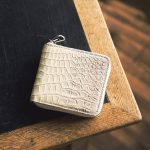 チマブエ　ヒマラヤクロコ 横型ラウンドファスナー二つ折り財布