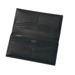 カードは最大12枚収納可能！