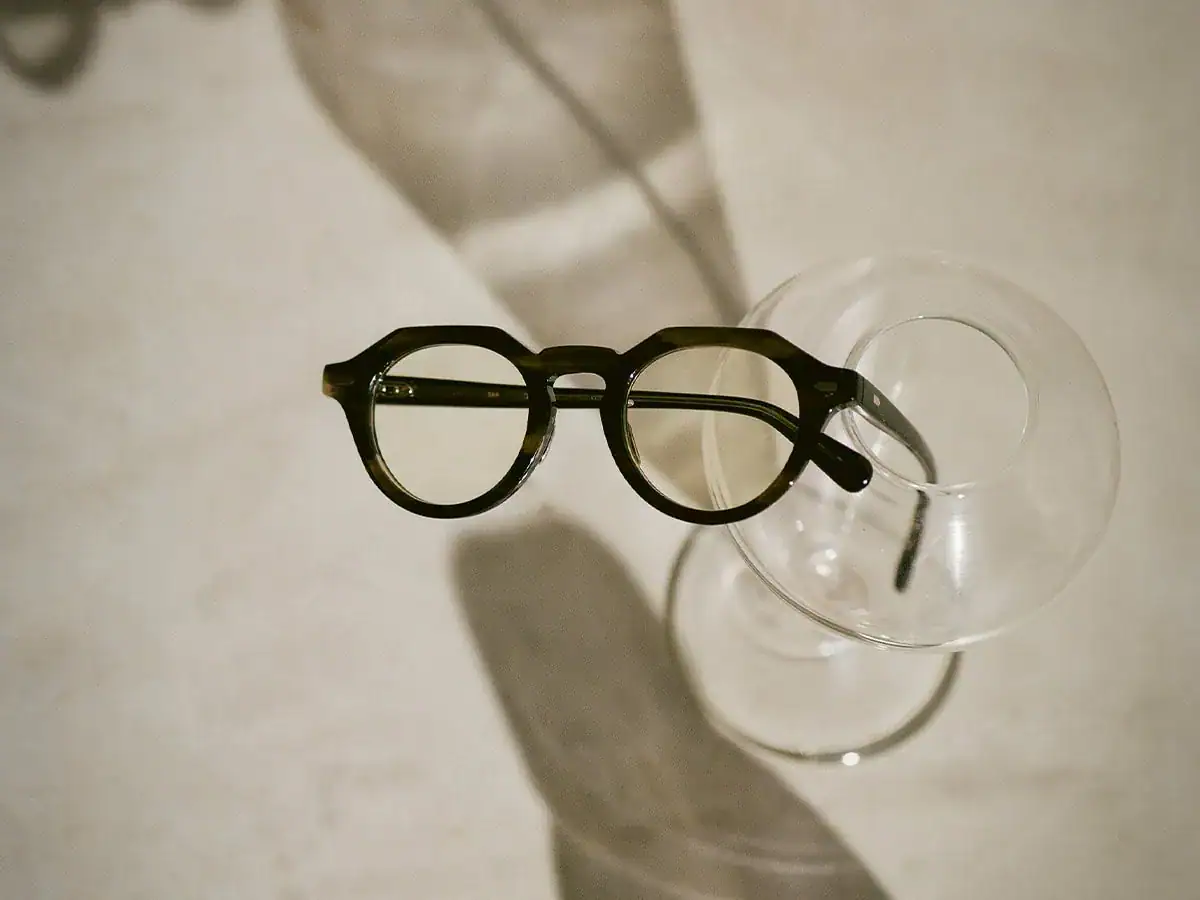 第3位 【一生モノ級が1万円台】JINSの本気が凄すぎる!現代に甦るヴィンテージ「NEW CLASSIC」をスタイリストが徹底解説