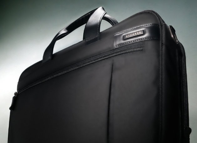 2009年｜EVL-1.5 ワールドワイド展開を視野に入れ、海外デザイナーを起用した初のモデル