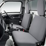 一部グレードにメーカー装着オプションとして、スマートフォン連携9インチディスプレイオーディオを設定