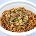 【第1位】日清焼そばU.F.O.エクストリーム(日清食品)/特に注目したいのがソース。濃さをアップしただけでなくツブツブ食感のガーリックを加えた「もっとぶっ濃い濃厚つぶつぶソース」に進化