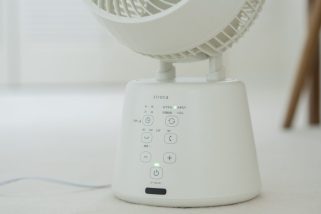 【28畳対応で1万円ちょい】エアコン効率が劇的UP！シロカの新型「3Dサーキュレーター」は330度首振り＆温度センサー搭載
