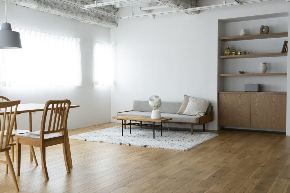 最大約28畳のお部屋に対応。パワフル風量ですみずみまで送風＆空気循環