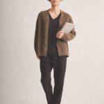 ＜リラックス2＞Vネック＋カーデで一人時間をおしゃれに満喫！