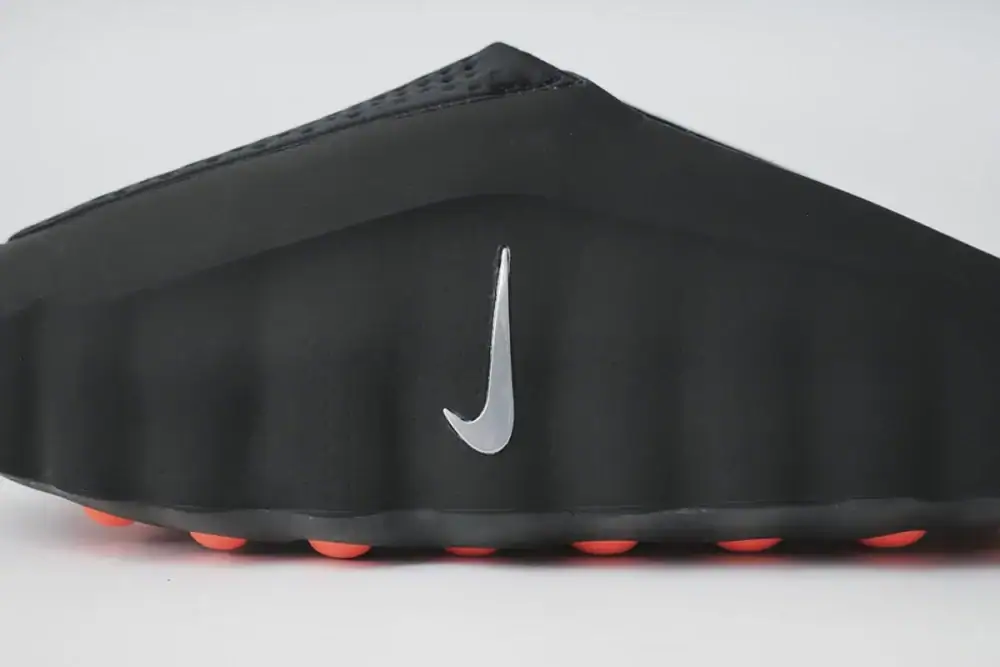 第2位　【脳が覚醒する靴!?】足裏“22個の突起”で集中力を爆上げ！ナイキの「神経科学シューズ」は心も整える／No.1モノ雑誌編集長のお墨付き『コレ買いです』Vol.153