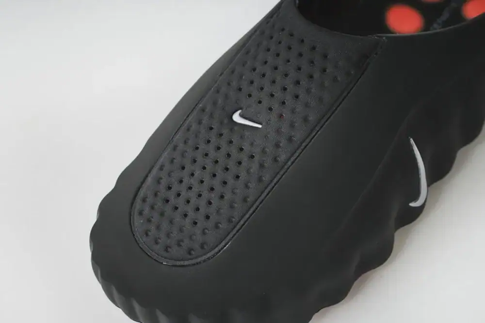 第2位　【脳が覚醒する靴!?】足裏“22個の突起”で集中力を爆上げ！ナイキの「神経科学シューズ」は心も整える／No.1モノ雑誌編集長のお墨付き『コレ買いです』Vol.153