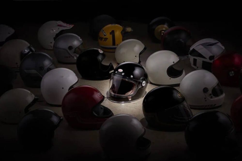 第3位　【7万円超えでも欲しい】憧れのBELL「BULLITT」はなぜライダーを魅了するのか？ネオクラバイクを格上げする“一生モノ”の傑作フルフェイス