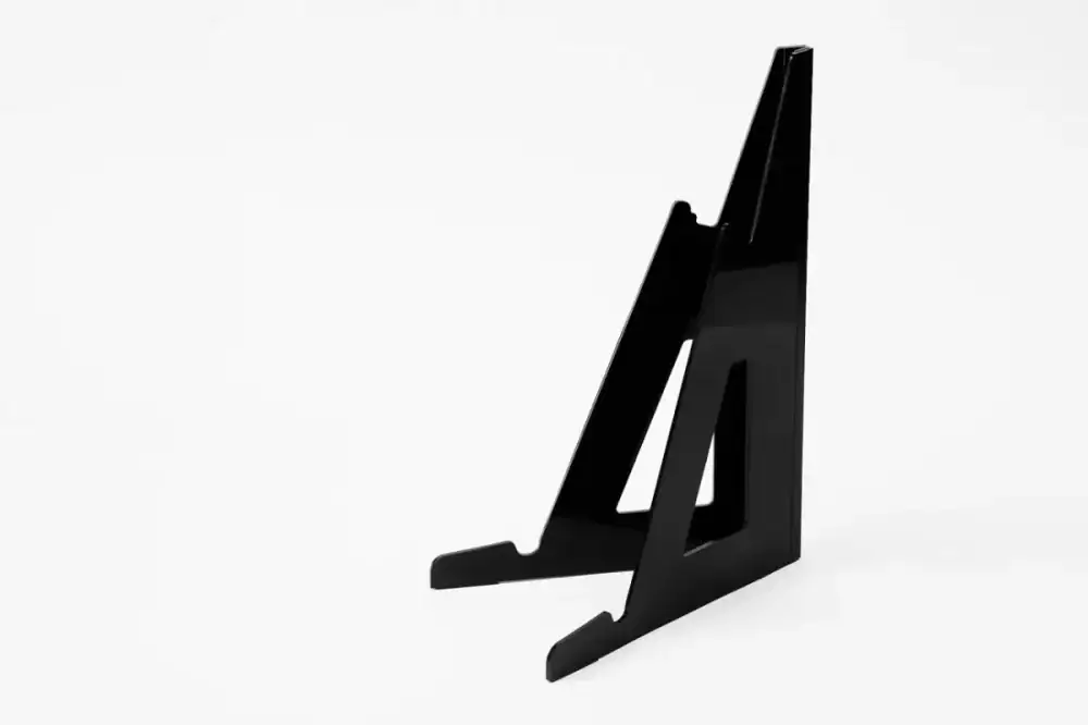 第3位　【出先の作業効率爆上げ】カフェでも“縦型デュアル”化がハンパない！さらに安く、軽量化したNECの「最強スタンド」を試してみた