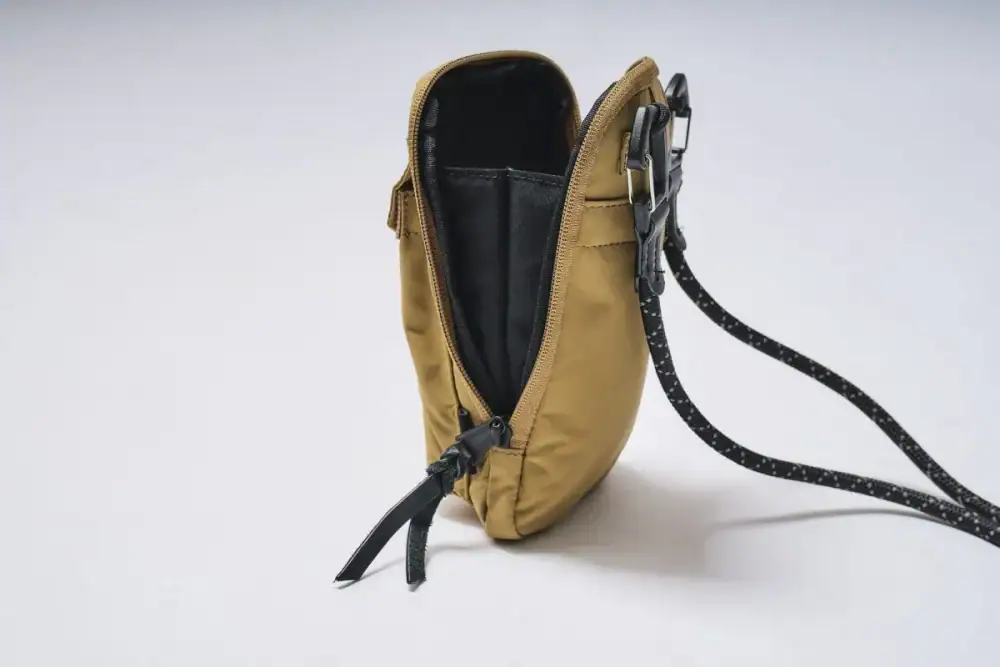 【1万円以下の手ぶらショルダー】驚異の2,970円！“ティッシュ専用ポケット”便利すぎ…お値段以上の「お散歩バッグ」傑作3選