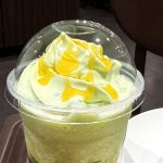 「THE フラペチーノ of メロン of メロン」のトップはメロンフレーバーのホイップクリーム