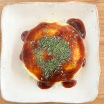 トッピングの付属もないのでおたふくソースとあおさのみでシンプルに味わいました