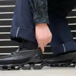 第2位　【革靴顔なのに異次元クッション】これがハイブリッドの完成形！ミズノ「ウエーブプロフェシー モック」をエディターが試し履き