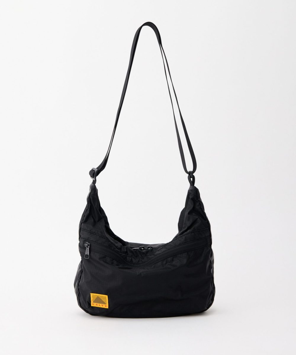 ケルティ「エアリー カーブ ショルダー」¥6,930/H28×W34×D7㎝