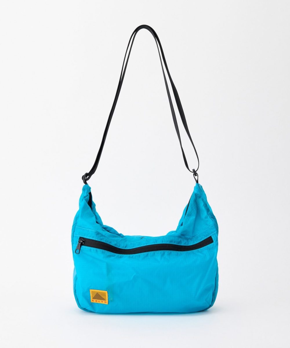 ケルティ「エアリー カーブ ショルダー」¥6,930/H28×W34×D7㎝