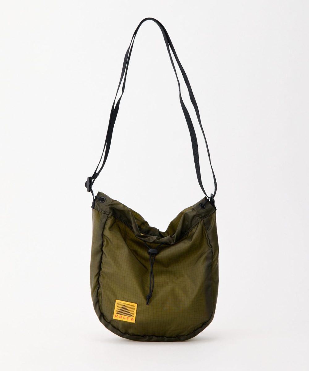 ケルティ「エアリー キンチャク ショルダー」¥4,070/H23×W20×D7㎝