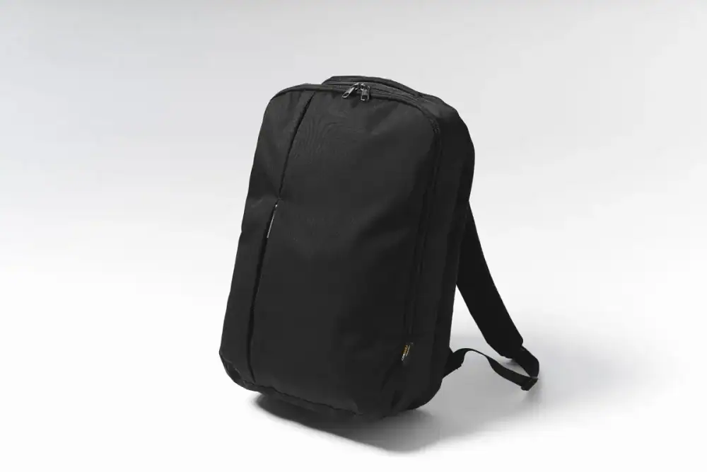 第2位　【ワークマンの凄すぎるリュック】2500円でこの完成度は反則!? 通勤も休日もこれ1つ！ 働き世代におすすめの万能バッグをスタイリストが徹底解説