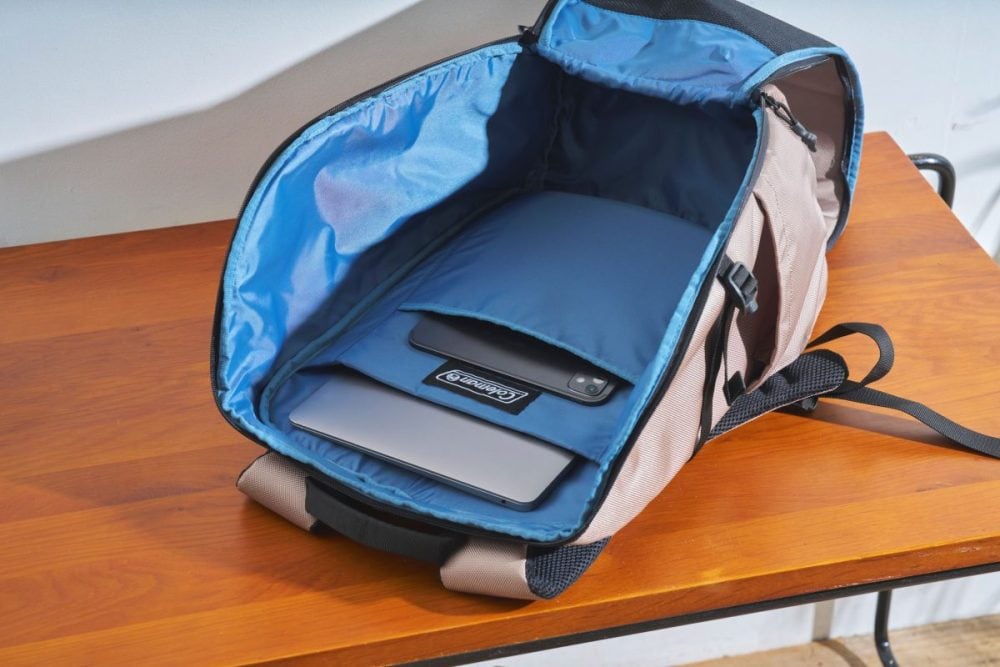 PCとタブレットを同時に収納！