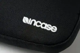 Incase「1,390円付録が事件」AirTagポケット付きで完璧すぎる収納力、スノーピーク“完売必至”のお財布ショルダー付録…ほか【付録ポーチ・マルチケースの人気記事ランキングベスト3】（2026年3月版）