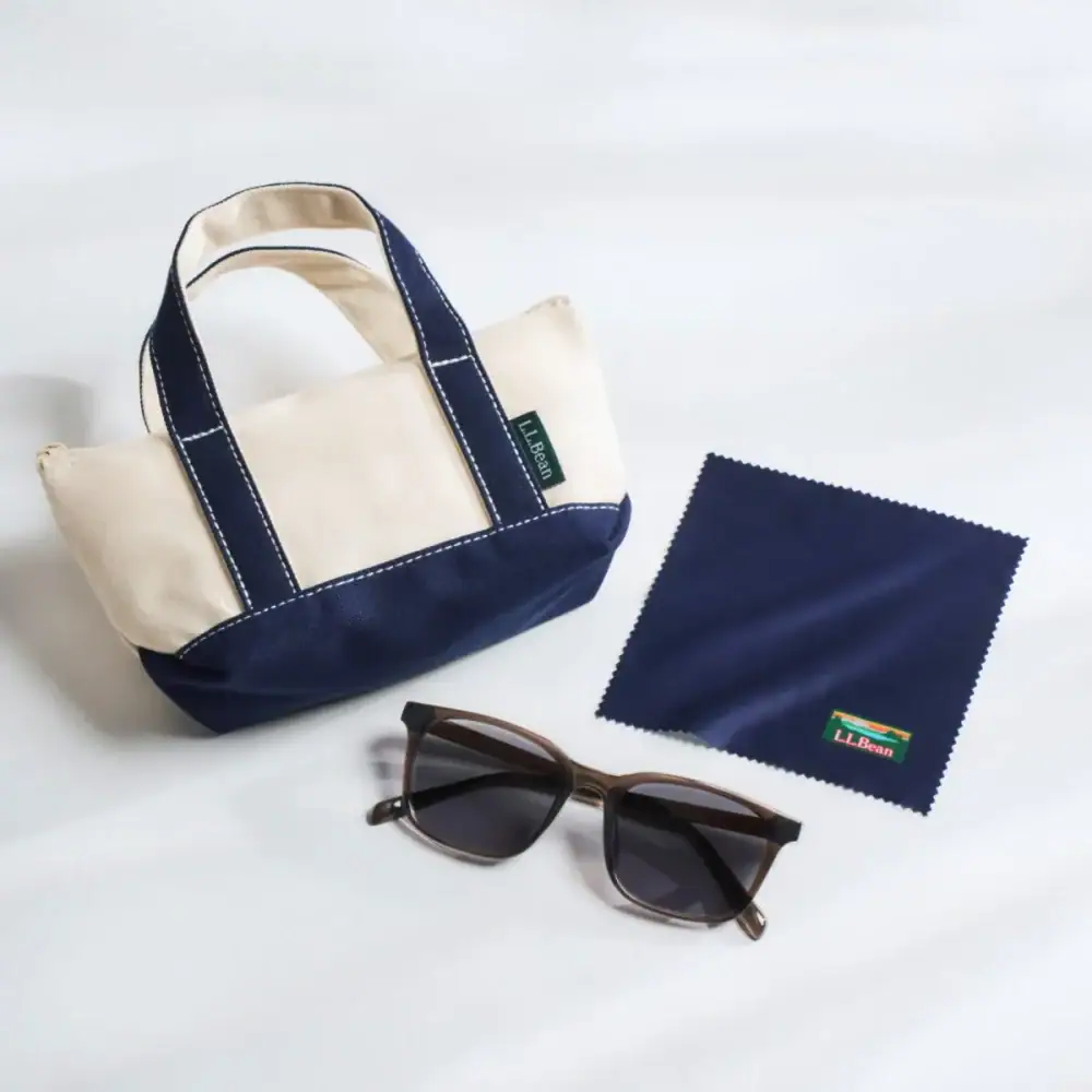 第3位　【完売必至】L.L.Beanの調光サングラス＆トート型ケースが凄すぎる！MonoMax4月号付録の豪華3点セットに予約殺到中