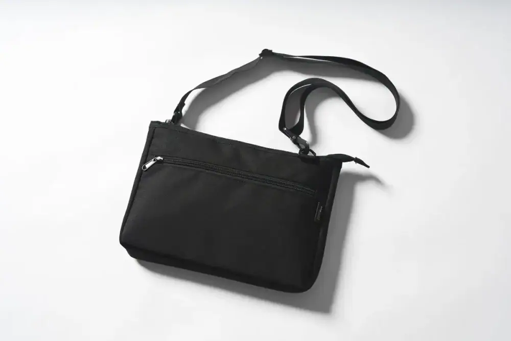 第2位　【ワークマンで絶対買い】隠しギミックが凄い「1500円サコッシュ」はバッグ2個分の価値アリ！スタイリストが徹底解説