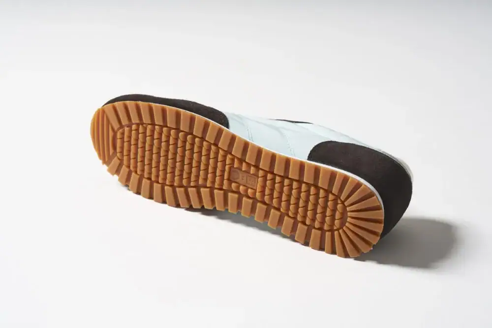 第1位　【ユニクロ名品級が爆誕】完売注意！5000円台でこの高級感…「UNIQLO : C」春新作シューズ2型が凄い！スタイリストが徹底解説