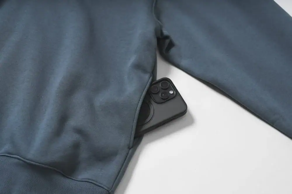 第1位　【無印良品の隠れ名品】3シーズン着回せて2990円！春アウターにもなる「ハーフジップスウェット」をスタイリストが徹底解説