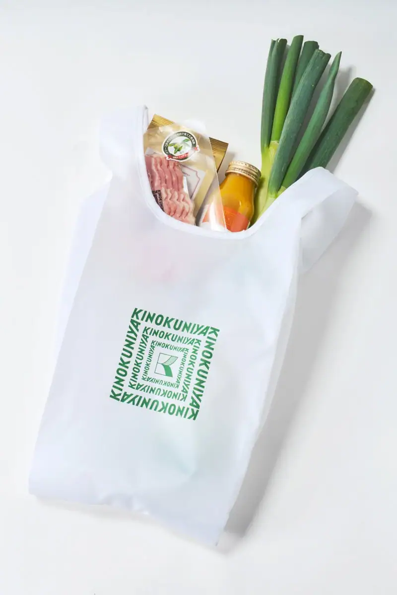 紀ノ国屋のショッパーをモチーフにしたエコバッグ