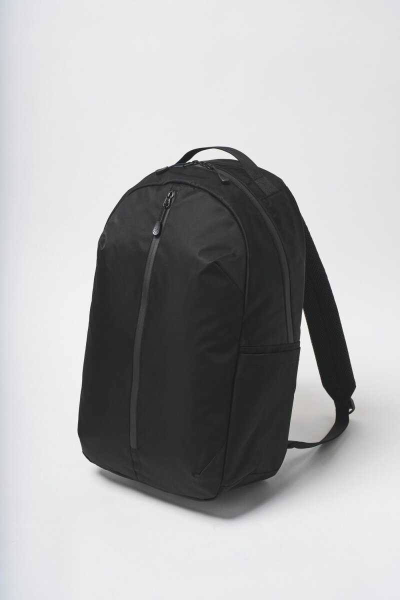 無印良品 肩の負担を軽くする　撥水　ビジネス　リュックサック（丸型）