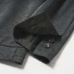 袖口は本切羽仕様