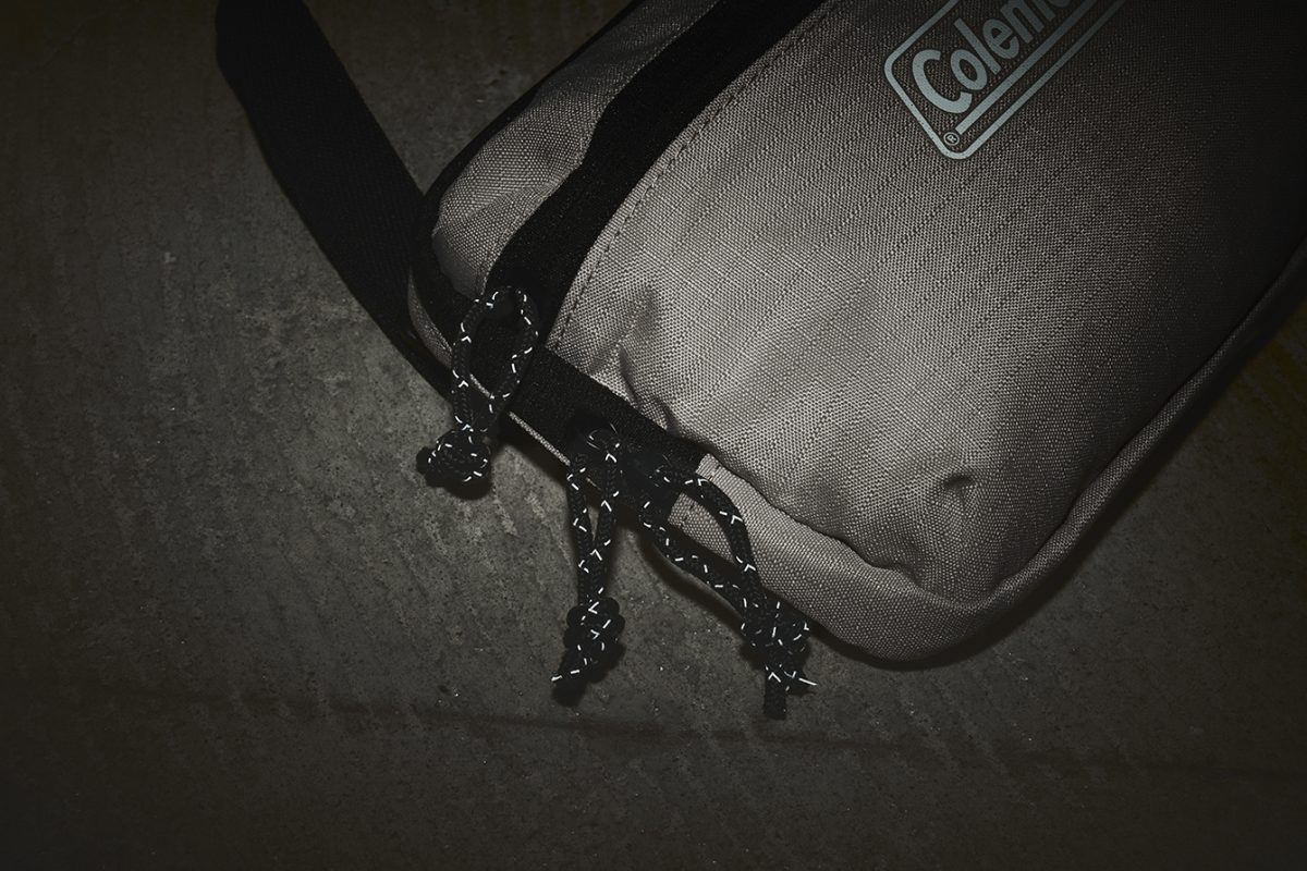 持ち手はリフレクター仕様