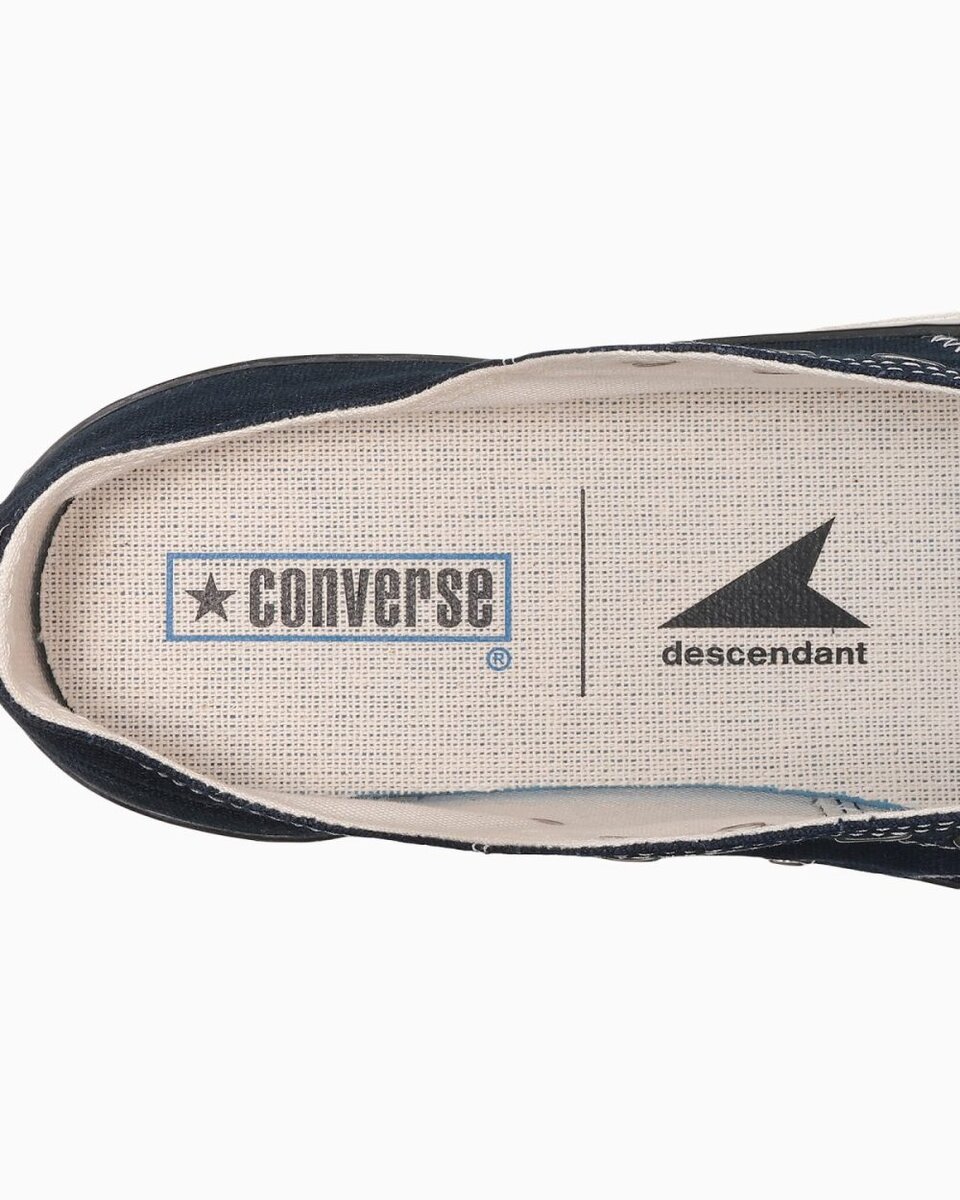 ライニングにはスローガン「GIVE LIFE MEANING DESCENDANT」をプリント