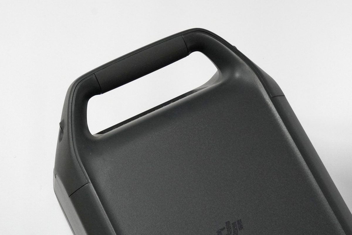 DJI「DJI Power 1000 Mini」のハンドル