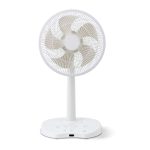 シロカ「DC リビング扇風機 しゃがみま扇」￥12,980／幅36×奥行32×高さ69～89㎝／3.8㎏／風量8段階