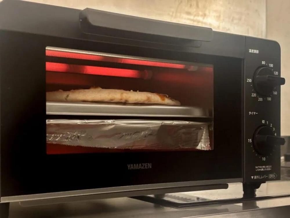 第2位　【業務スーパー】価格バグすぎて震える。イタリア直輸入「386円の冷凍ピザ」の実力が凄まじかった……3種食べ比べ