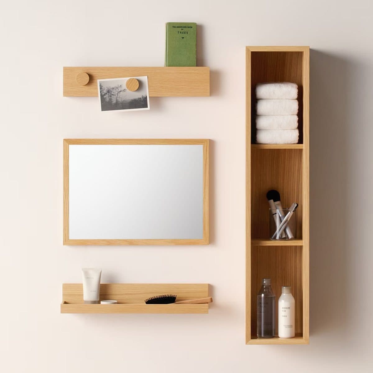 無印良品
壁に付けられる家具 箱