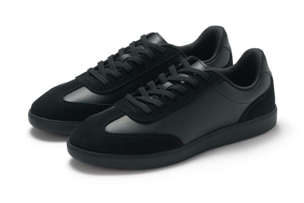 第2位　【無印良品】4,990円高見えスニーカーが“反則級”！変身ボストンも優秀すぎる…ムジラーも唸る「今買うべき傑作」徹底解説