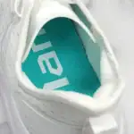 第1位　【ワークマン】3900円「疲れない＆蒸れない」神スニーカーが歩きやすすぎた！驚愕の6.5cm厚底を徹底レビュー